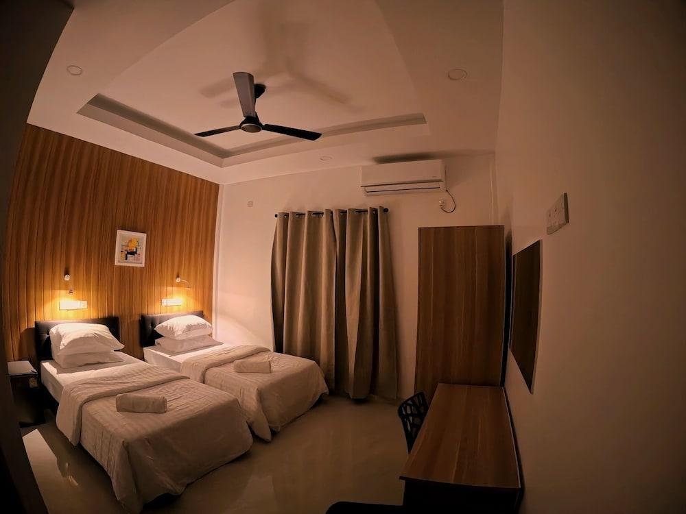 Holiday Villa Room Type - Twin Room