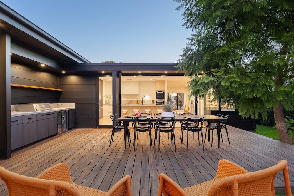 Midnight Sands Luxe Beachside Designer With Pool - Tap to explore photos