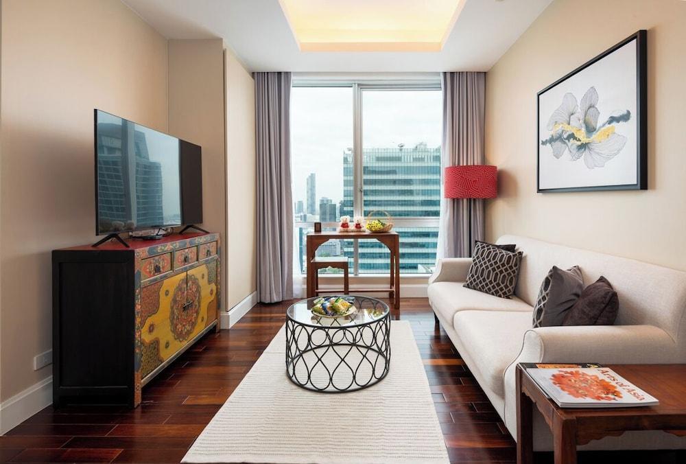 Serviced 2 Bed Superior Skyvillas - Check in From 15h to 22h Only