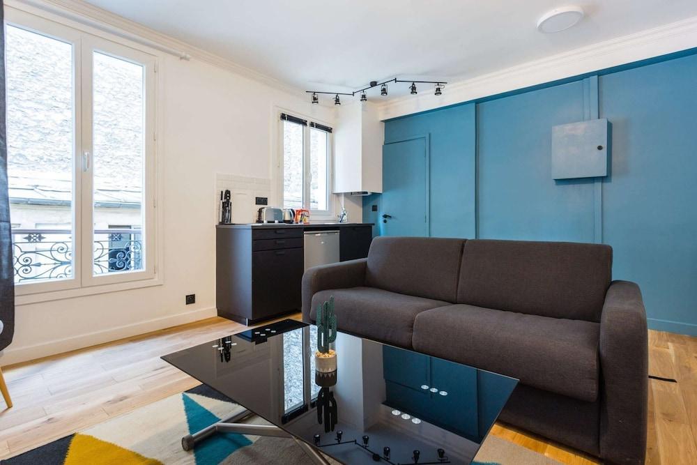 Cozy Studio in the Heart of Paris