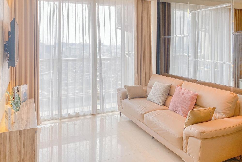 Stunning and Comfy 2BR Apartment at Menteng Park - Tap to explore photos