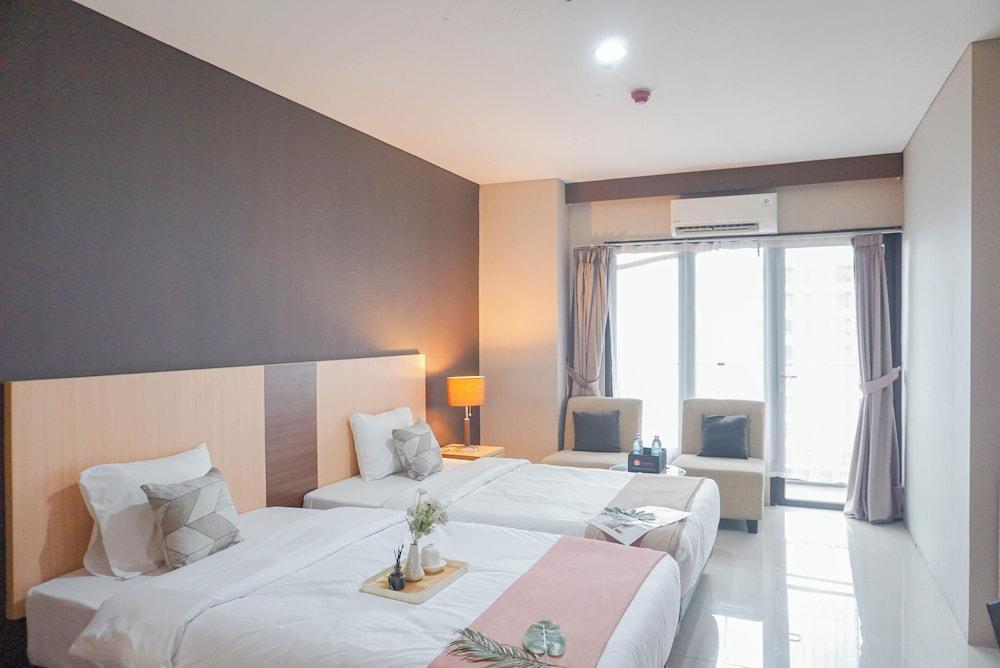 Comfortable Studio At Tamansari Semanggi Apartment Room Type - Standard Apartment