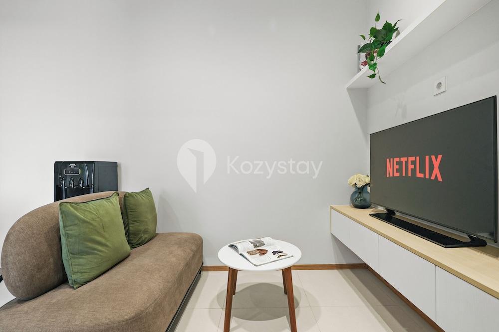 Hovin by Kozystay - Tebet - Tap to explore photos