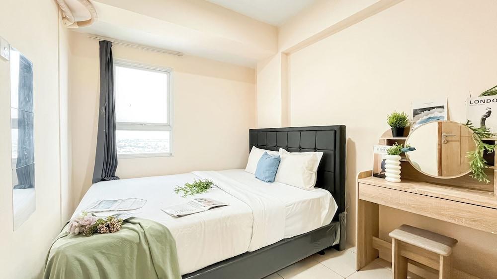 Basic 2Br Apartment At Green Palm Residence Room Type - Apartment