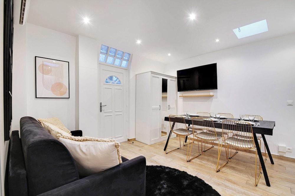 Charming Apartment - 2br/6p - Menilmontant - Tap to explore photos