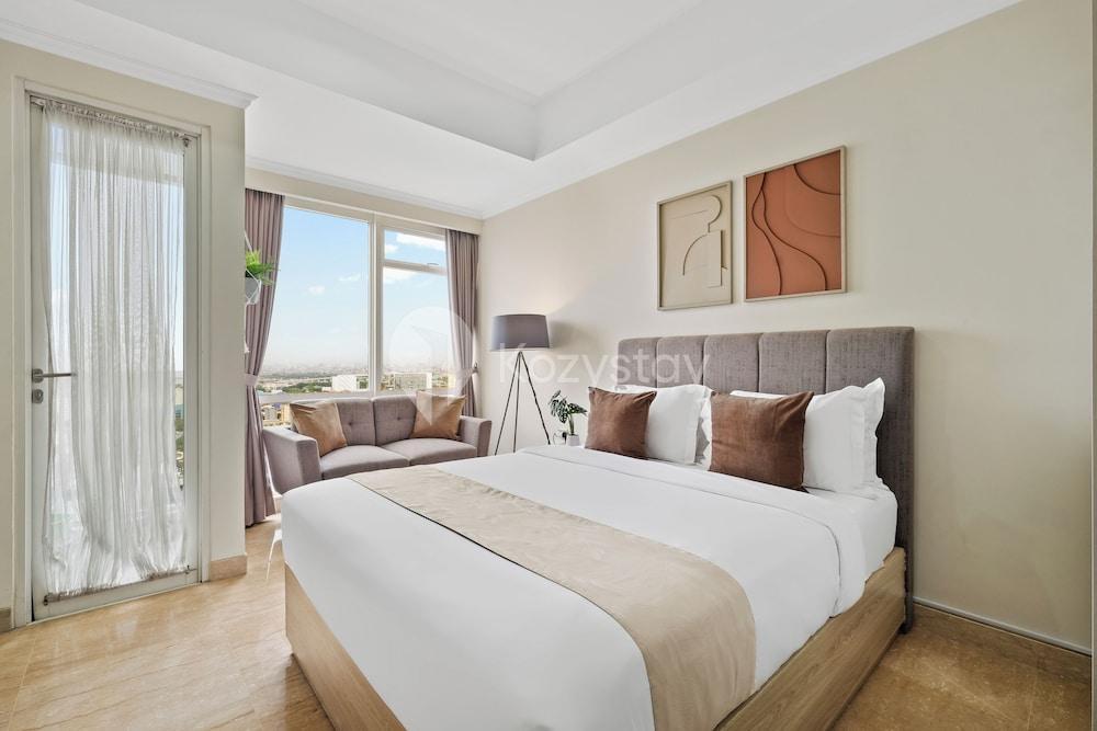 Brenna by Kozystay - Menteng Room Type - Studio, 1 Queen Bed, Balcony