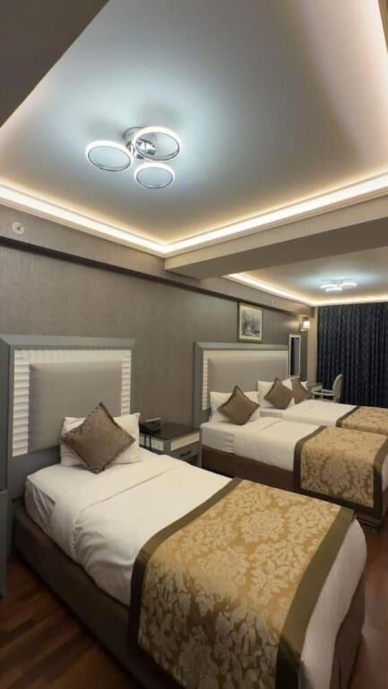 Taksim Stare Hotel Room Type - Triple Room