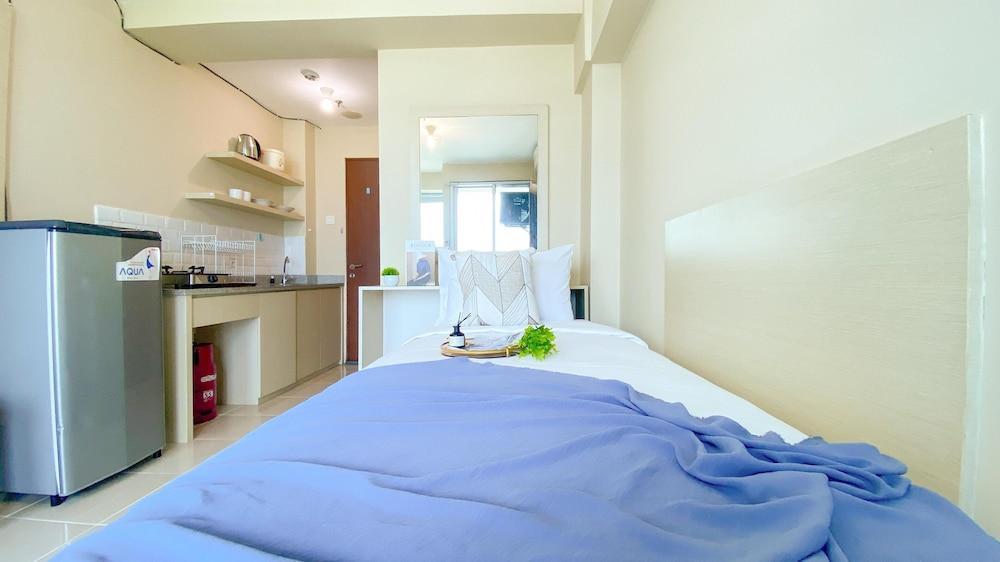 Good Place And Tidy Studio Tifolia Apartment Room Type - Basic Studio