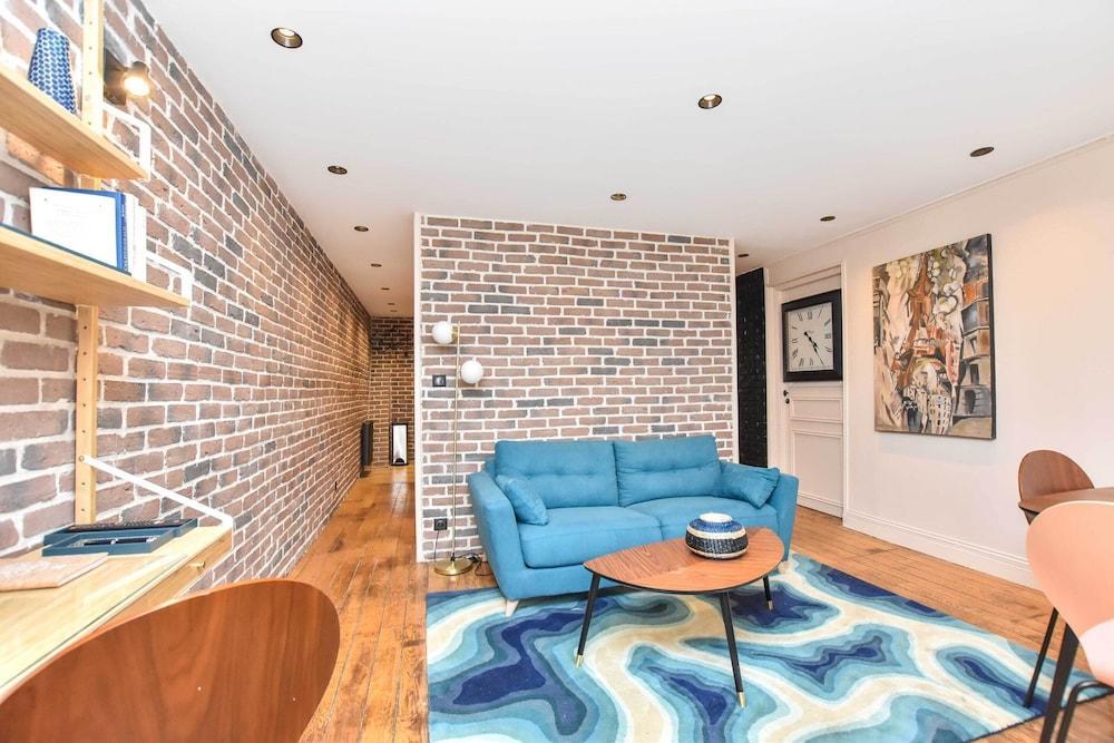 Magnificent Apartment- 2br/6p - Arts et Metiers - Tap to explore photos