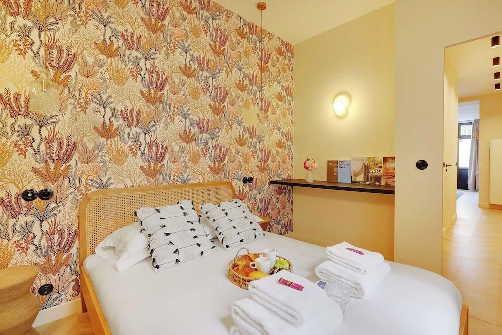 Superbe Appartement 6p/2br - Montmartre - Tap to explore photos