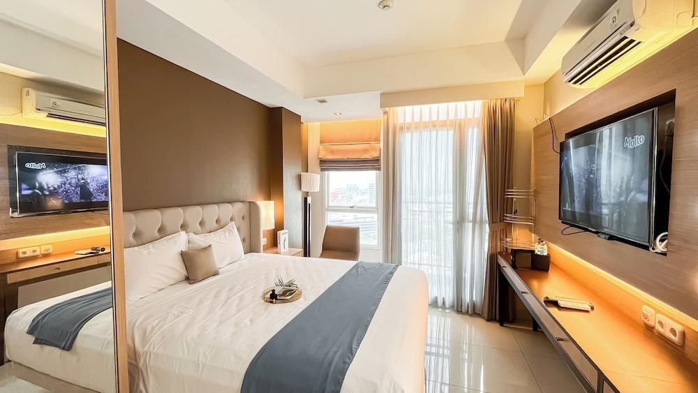 Good Place Studio Apartment Elpis Residence - Tap to explore photos