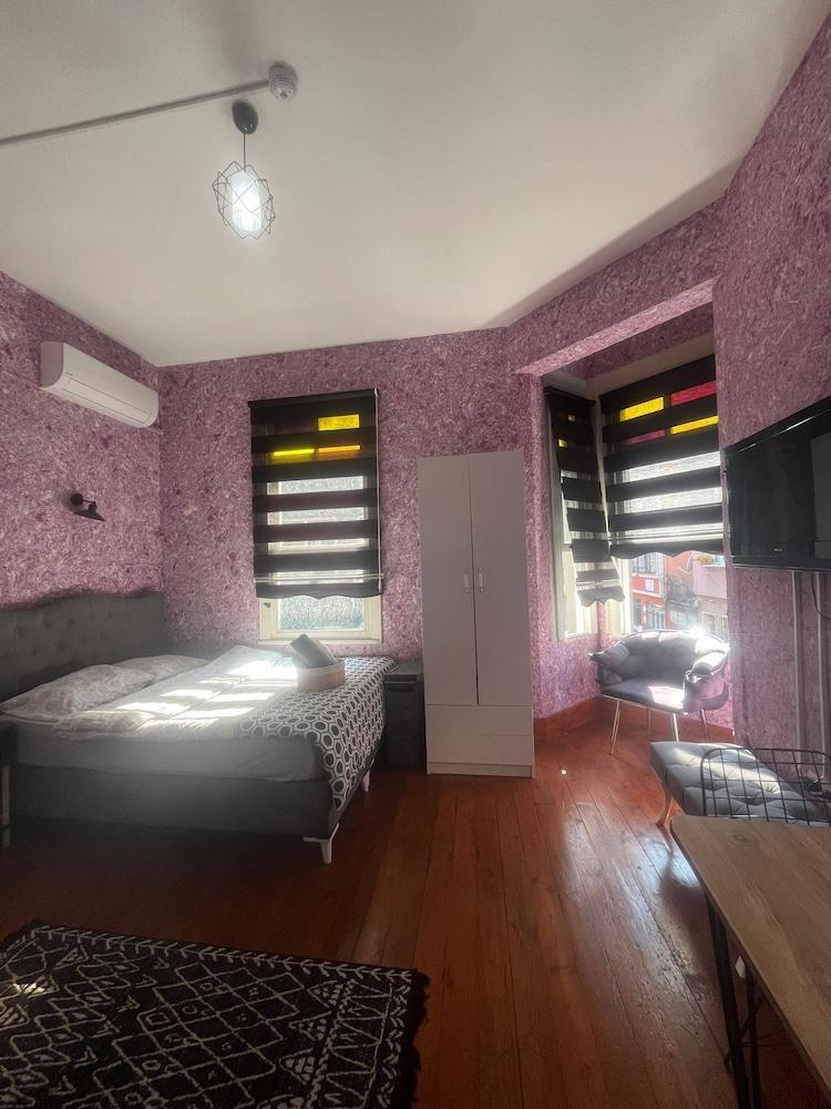 Taksim Cinar Suit Room Type - Exclusive Apartment