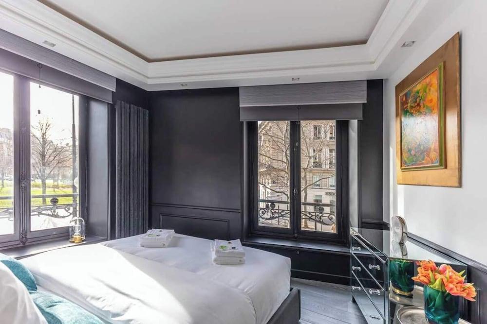 Modern Apartment - 1br/4p - Plaine-monceau - Tap to explore photos