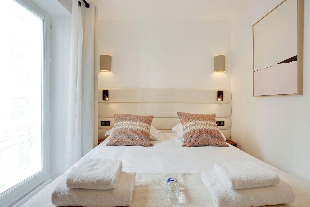 Luxurious Apartment - 2br/6p - Opara - Tap to explore photos