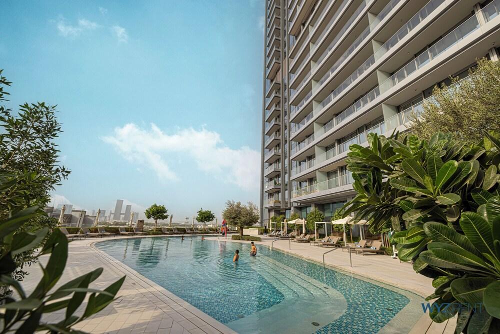 WYZ RENT|2BR Vida Dubai Mall Direct Mall Access - Tap to explore photos