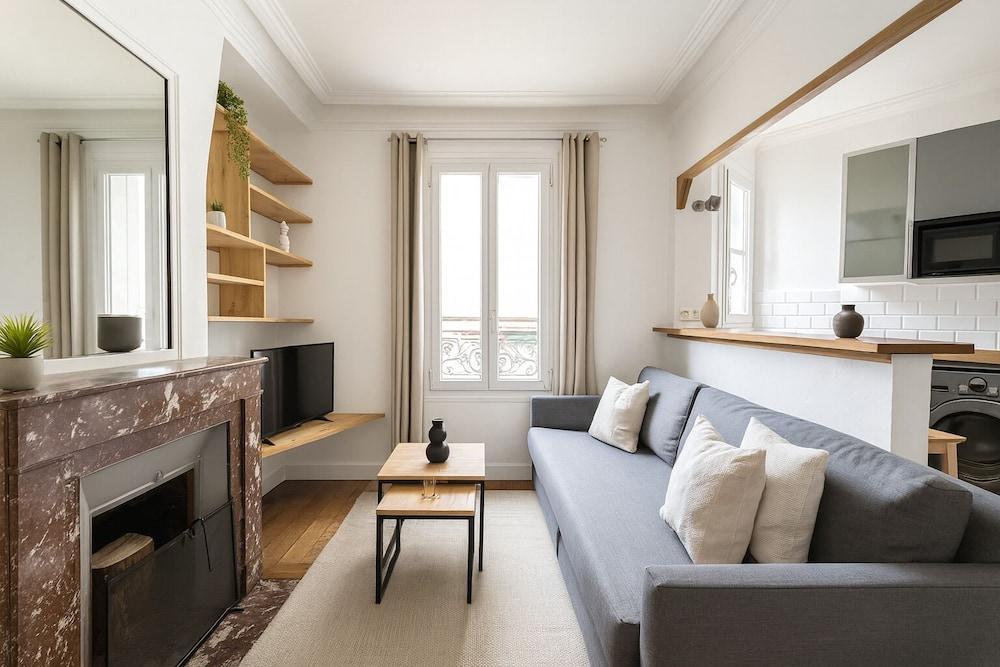 Spacieux appartement a Montmartre - Tap to explore photos