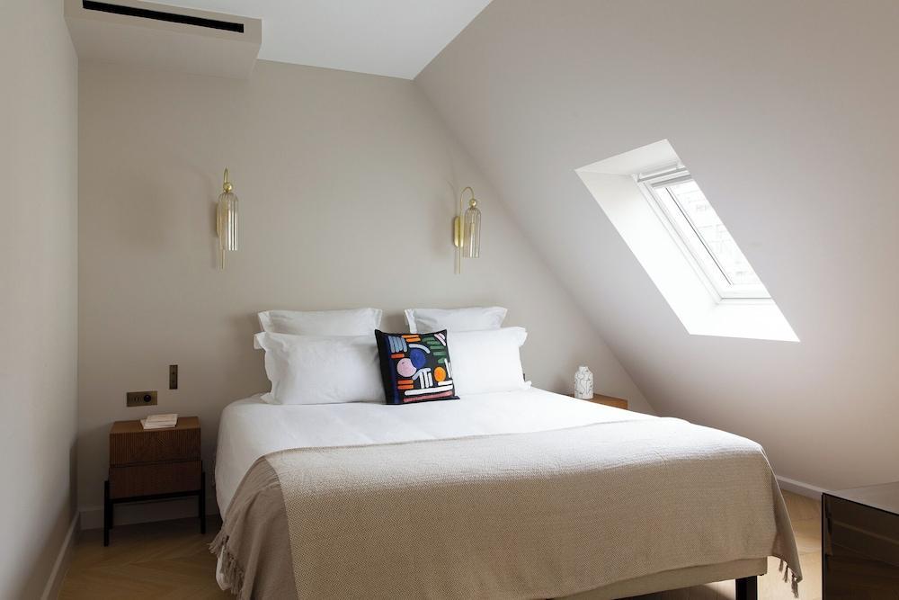 HIGHSTAY - Appartements de luxe - Arc de Triomphe - Tap to explore photos