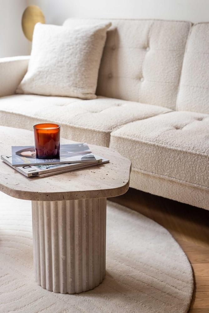 Magnificent Apartment /AC -1br/4p- Palais-royal - Tap to explore photos