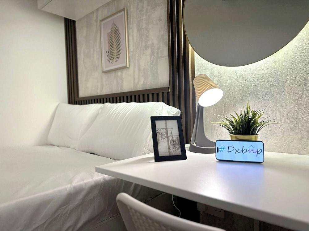 Urban Oasis Partition Room in Al Barsha1