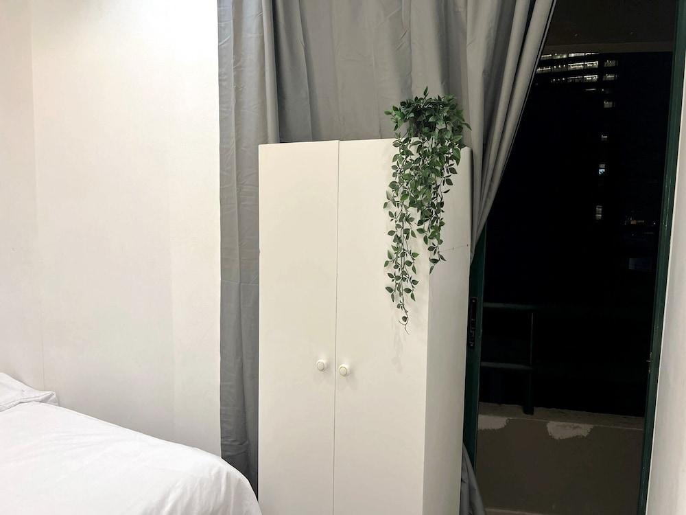 Adventurers Partition Room in Tecom - Tap to explore photos