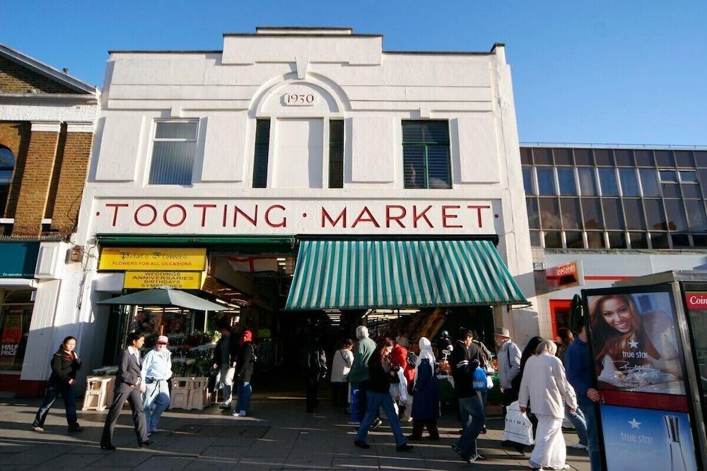 Tooting Stays - Tap to explore photos