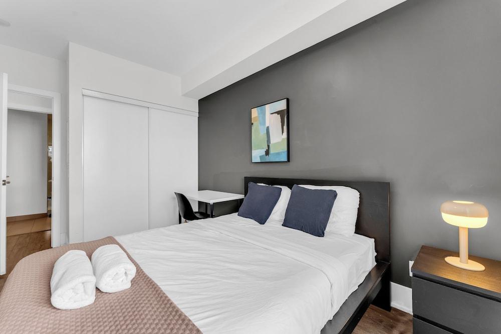 Cityplace Executive Suites - Tap to explore photos
