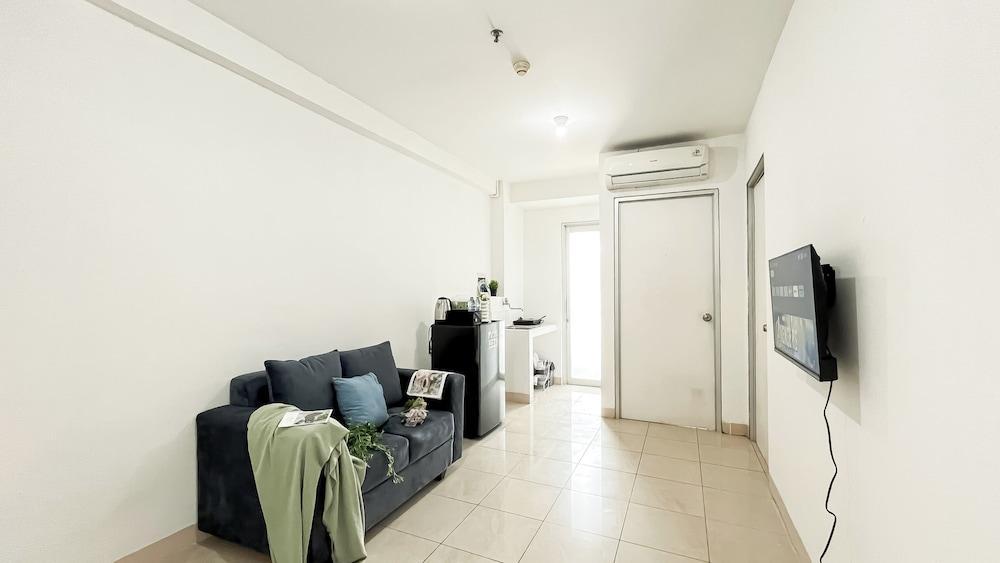 Basic 2Br Apartment At Green Bay Pluit Room Type - Standard Apartment