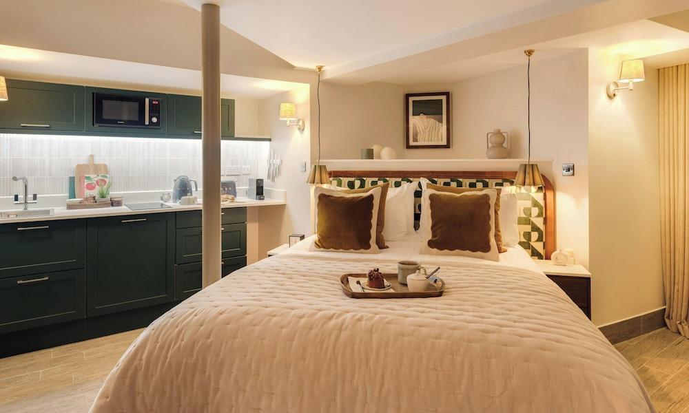 Tower Bridge Road Your Apartment Room Type - Design Studio