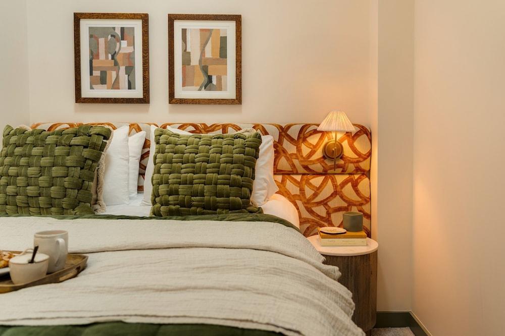 Tower Bridge Road Your Apartment Room Type - Club Room