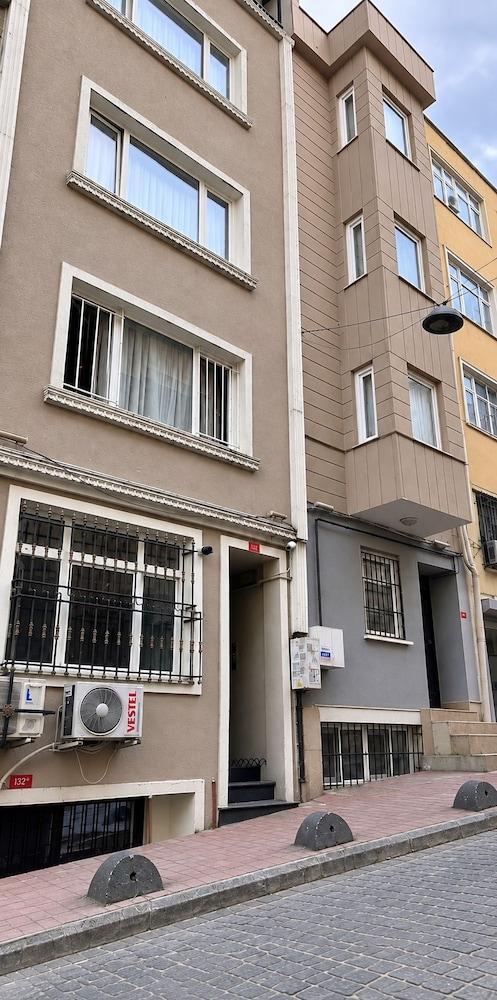 Taksim cozy apartments