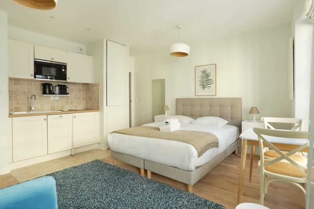 Charming Flat With AC - Center of Paris