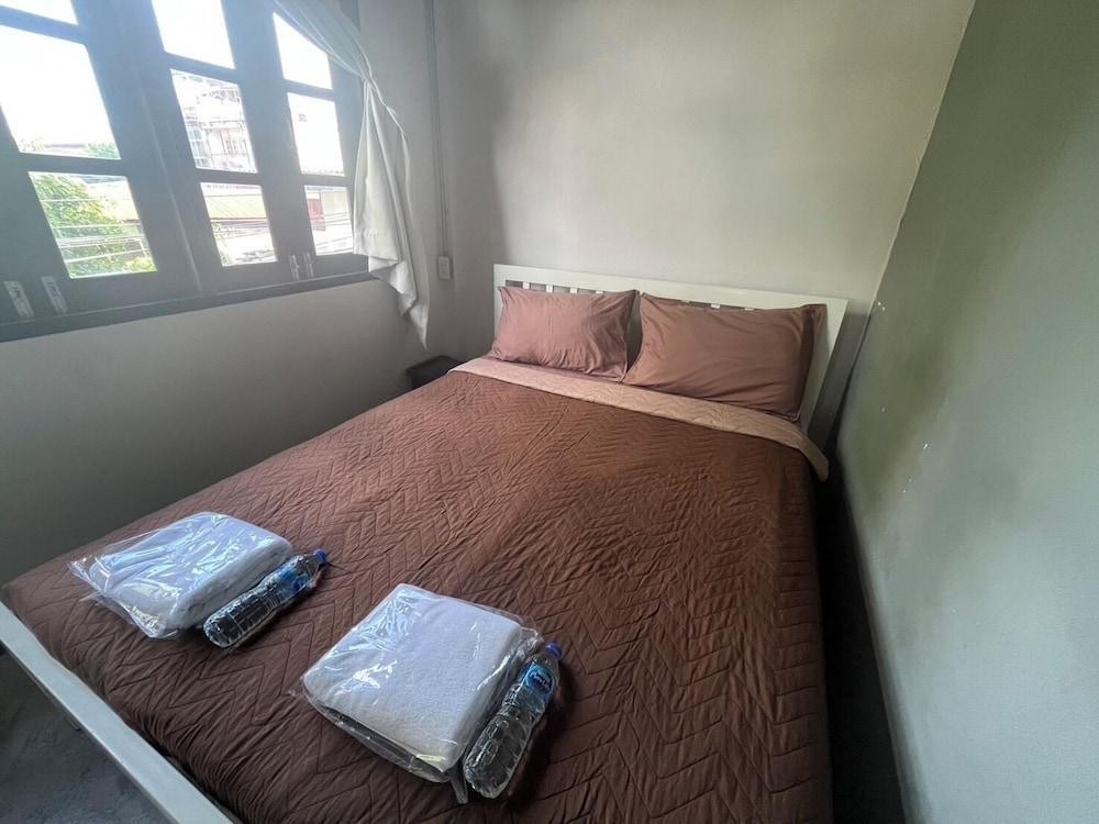 BNK89 Hostel Room Type - Basic Single Room