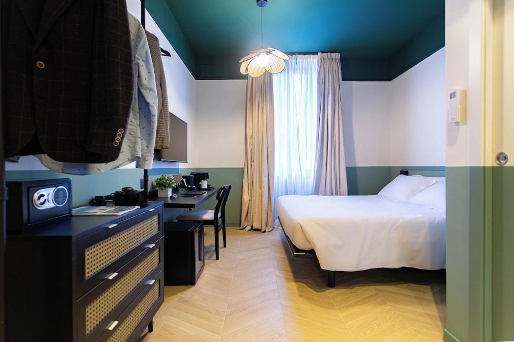 Saint Suites Room Type - Double Room, Non Smoking, Private Bathroom