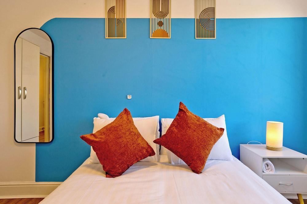 Imperial Whitechapel Apartments Room Type - Apartment, 2 Bedrooms, Non Smoking