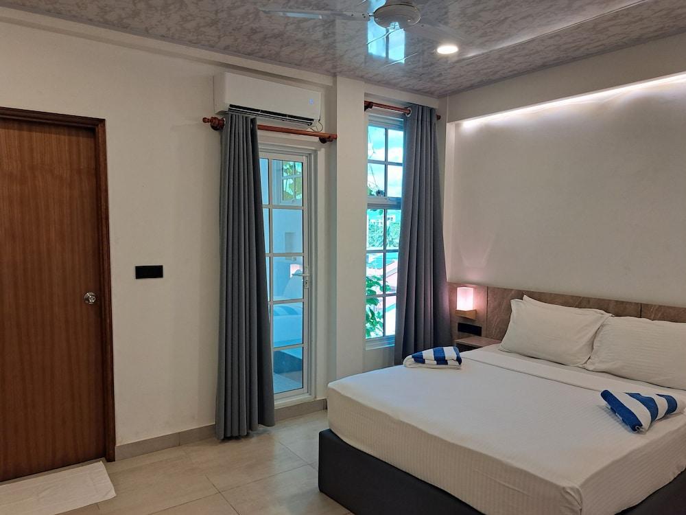 Shams Thoddoo Room Type - Deluxe Double or Twin Room, Balcony, City View
