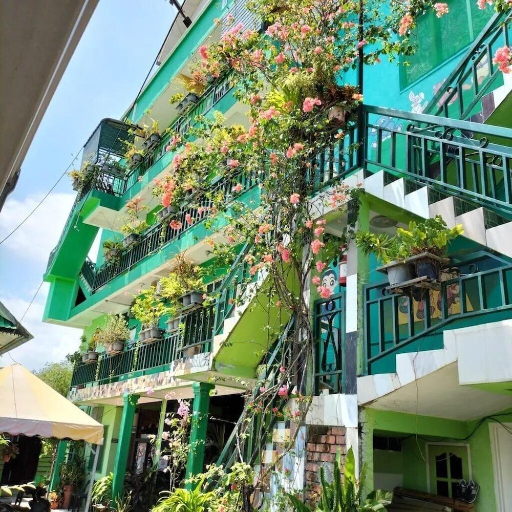 Zackry Guesthouse
