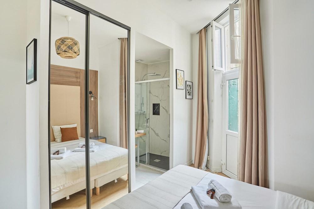 Superb Apartment Le Marais - Tap to explore photos
