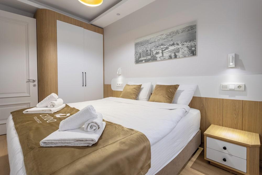 Chido Residence Room Type - Economy Apartment, 1 Queen Bed with Sofa bed, Garden View, 1 bedroom, 1 living room