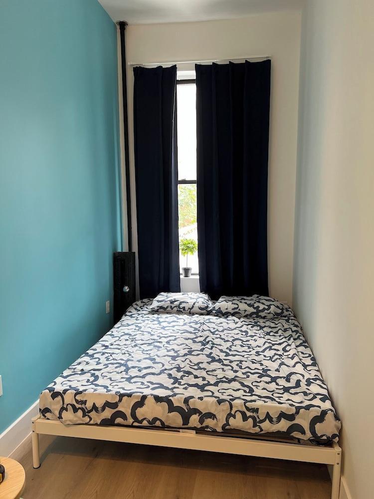 East Harlem Hostel Room Type - Economy Single Room, Non Smoking