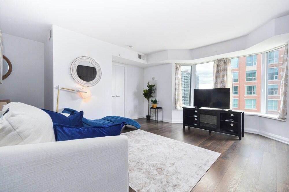 Prestige Yorkville Suites - Tap to explore photos