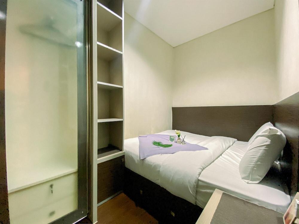Homey 2Br At Gp Plaza Apartment - Tap to explore photos