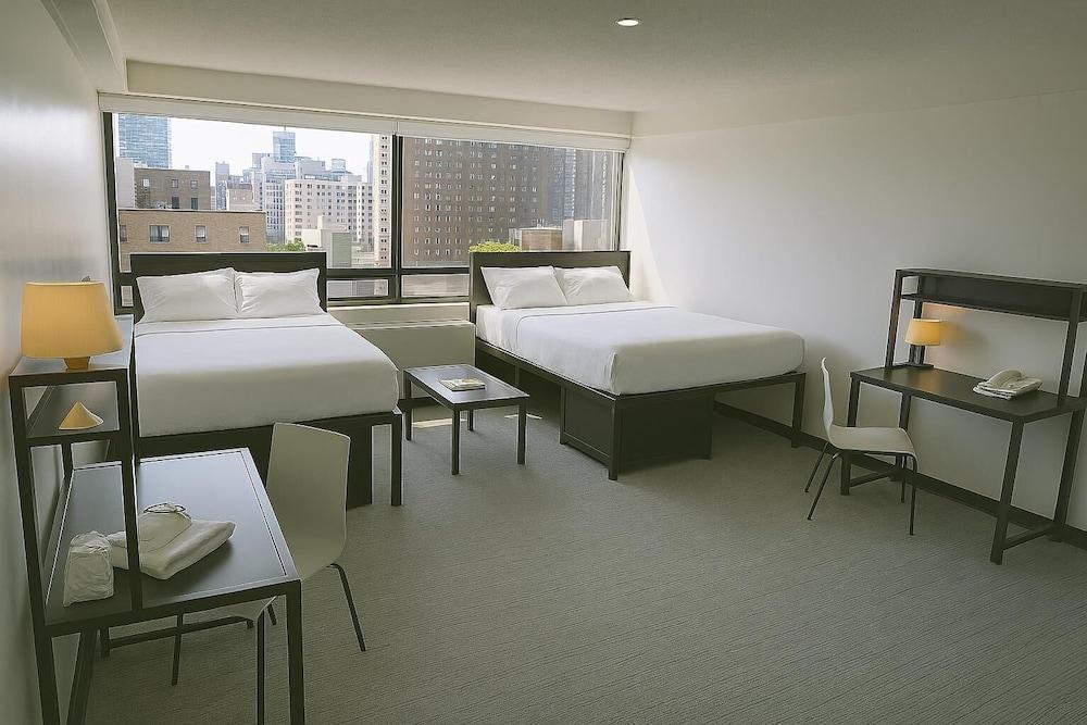 Parkside Student Residence Room Type - Standard Room, 2 Double Beds, Private Bathroom (No TV)