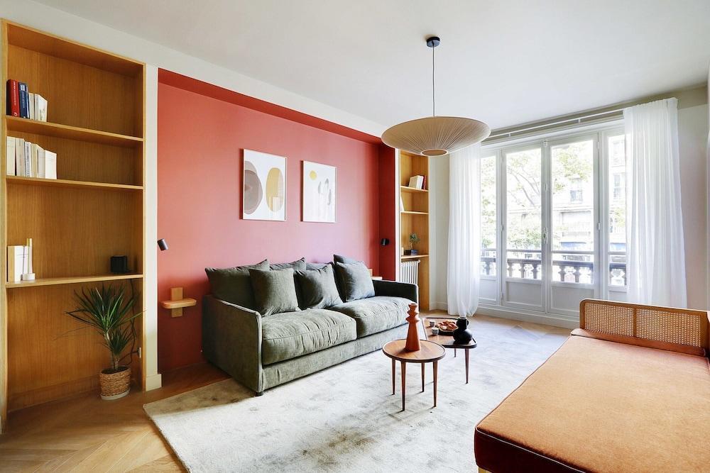 Classy Appartement - Montmartre - Tap to explore photos