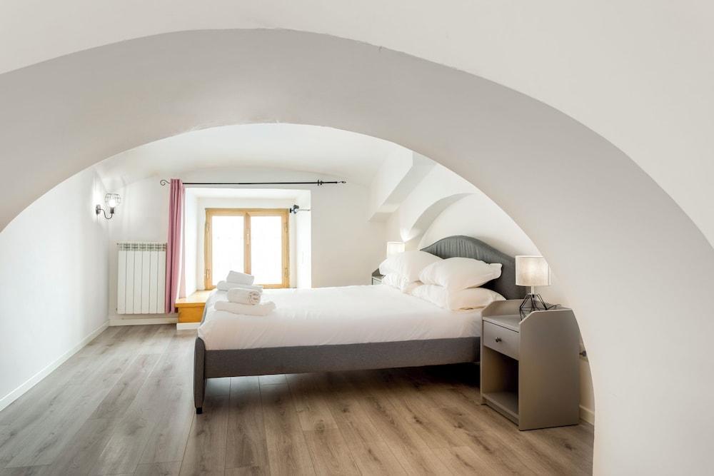 Sanniti's Apartments Room Type - City Apartment, 1 Bedroom, Non Smoking Sanniti's Apartments Room Type - City Apartment, 1 Bedroom, Non Smoking
