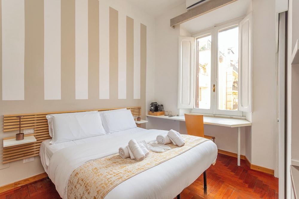 Dea Roma Room Type - Family Double Room