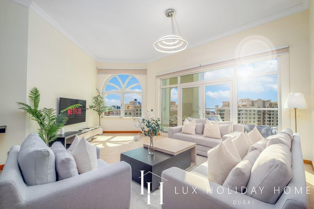 LUX The Shoreline Palm Island Suite 2