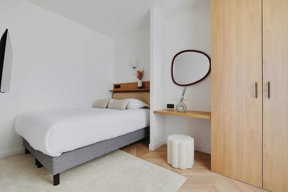 Appartement Moderne - 3br-6p - Montorgueil - Tap to explore photos