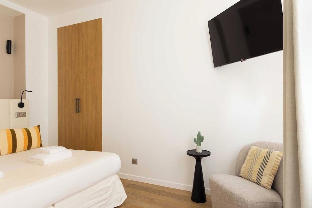 Modern Apartment 2br/6p - Val-de-grace - Tap to explore photos