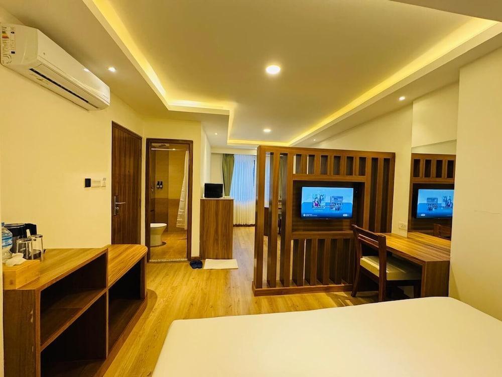 Hotel Harsha Nepal Room Type - Deluxe Apartment, 1 King Bed