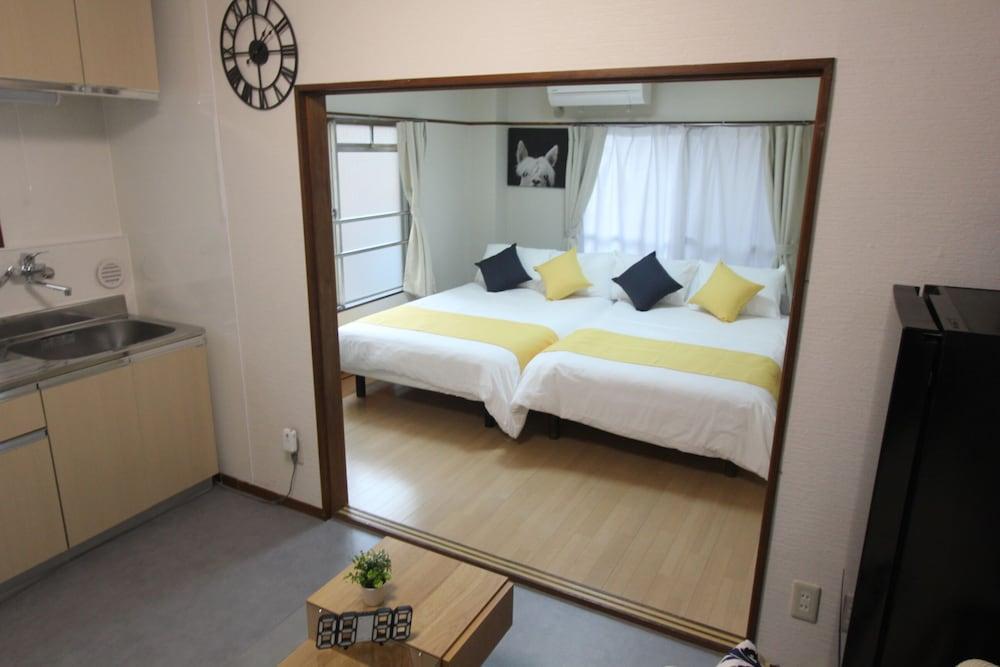 LUANA Shinnakano Room Type - Business Triple Room, Multiple Beds, Non Smoking (302) LUANA Shinnakano Room Type - Business Triple Room, Multiple Beds, Non Smoking (302)